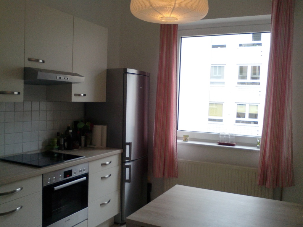 Nur für ruhige, berufstätige Single‐Frau: Möblierte 2‐Zimmer‐Wohnung in Köln‐Deutz – befristet für 3 Monate (Verlängerung möglich). – Deutzer Freiheit 91, 50679 Köln Deutz – Vorschaubild 6