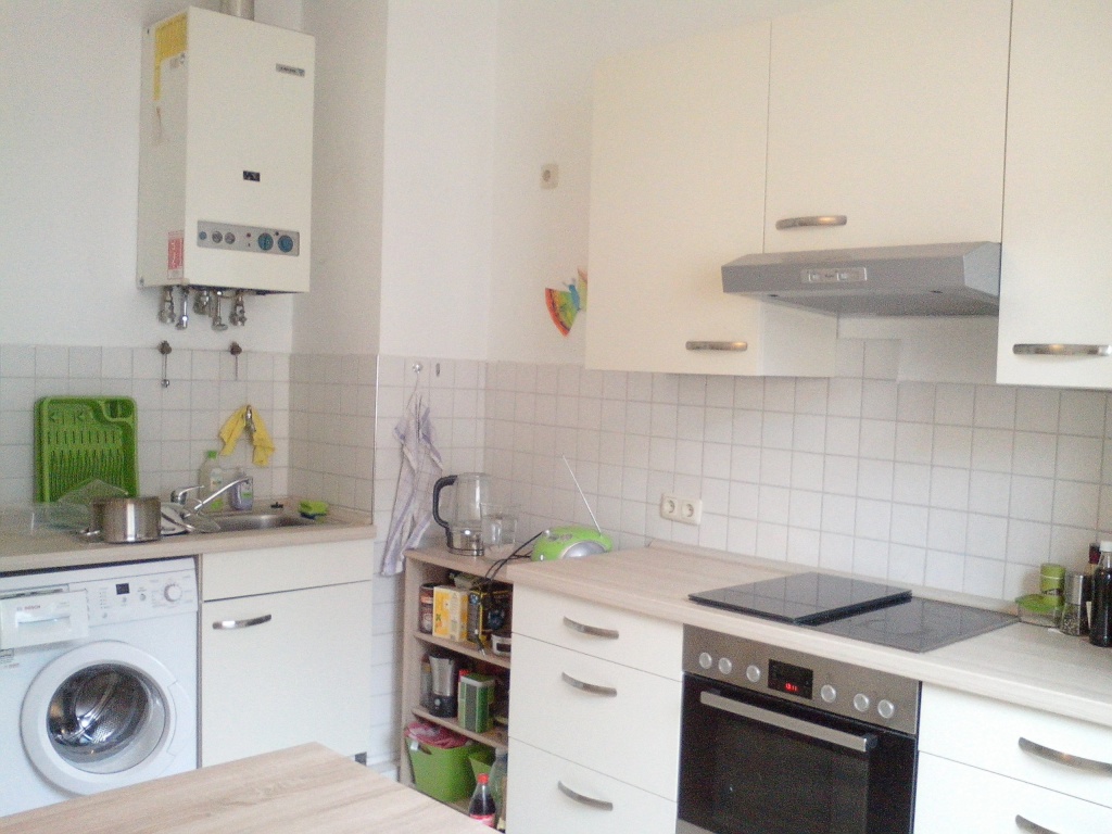Nur für ruhige, berufstätige Single‐Frau: Möblierte 2‐Zimmer‐Wohnung in Köln‐Deutz – befristet für 3 Monate (Verlängerung möglich). – Deutzer Freiheit 91, 50679 Köln Deutz – Vorschaubild 5