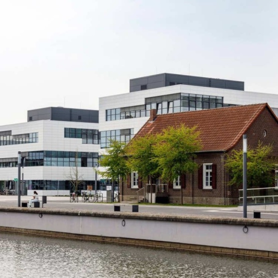 Anzeigenbild: Akkomodationen erforderlich bei Kleve