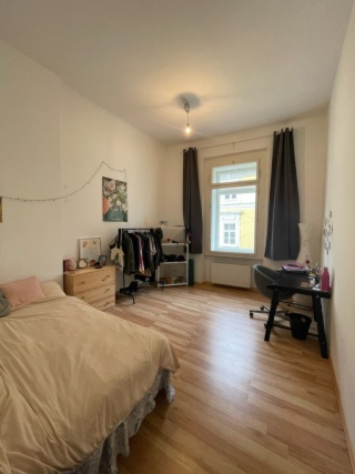 Anzeigenbild: 14 m2 Zimmer in 4er WG | Franziskanerplatz | hell und geräumig