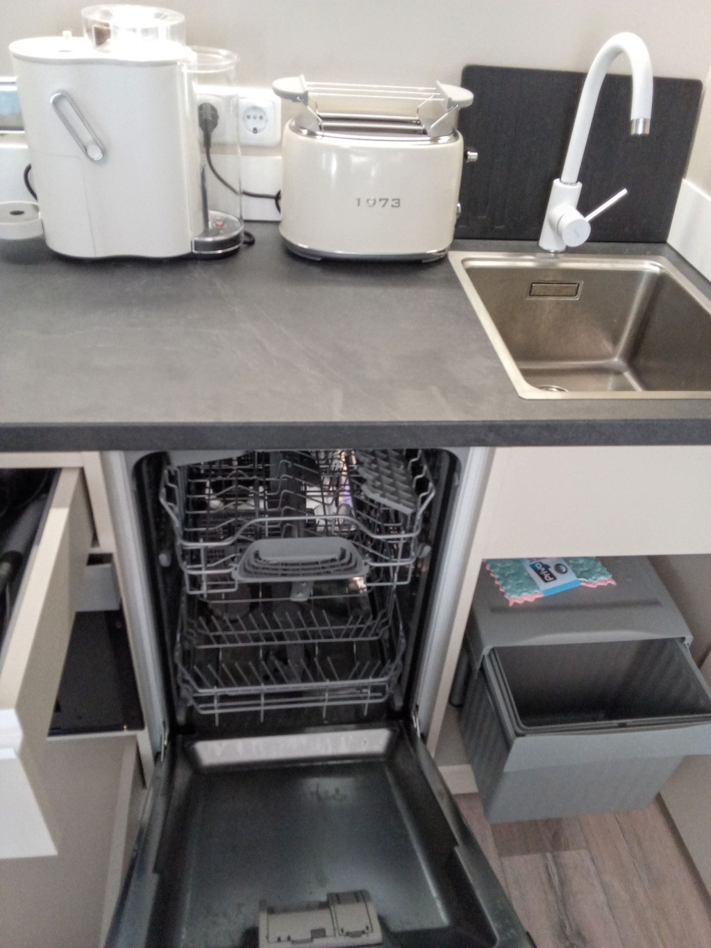 1 Room Flat Haaren Akazienstraße - picture 26