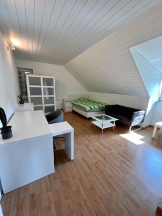 Anzeigenbild: * freie Zimmer mit Terrasse *  - Villa in Gräfelfing mit Garten