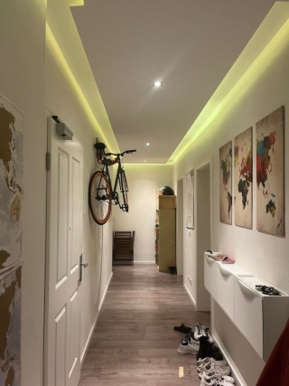 Anzeigenbild: 5er WG sucht Mitbewohnerin:)