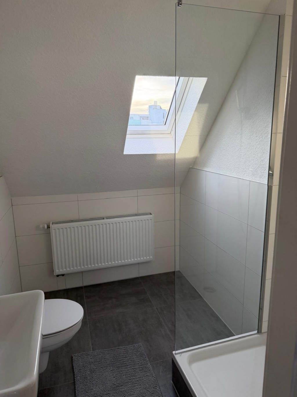 WG-Zimmer Derendorf Rather Straße 4 - Bathroom