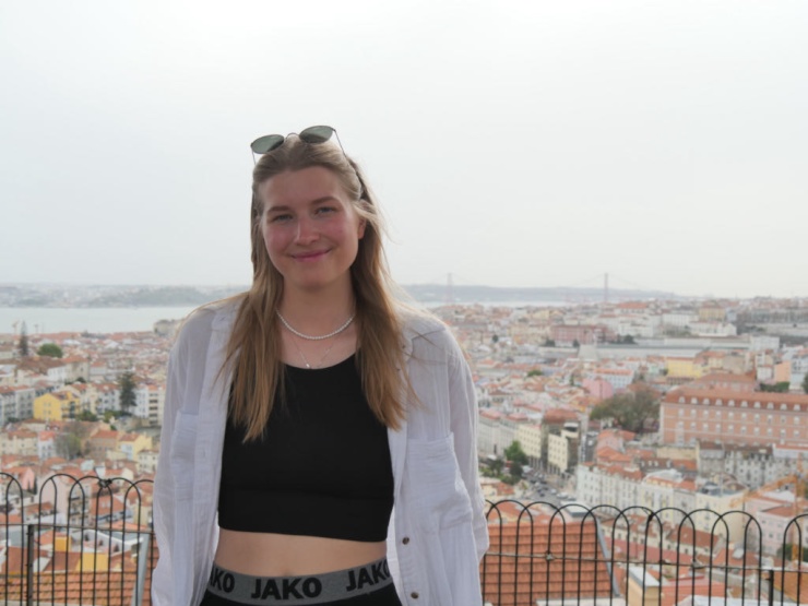 Anzeigenbild: aufgeschlossene, ordentliche Studentin sucht nach einer süßen WG🥰