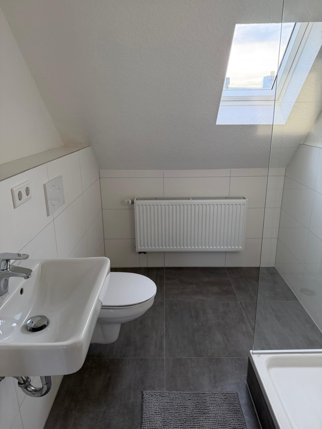 WG-Zimmer Derendorf Rather Straße 4 - Bathroom