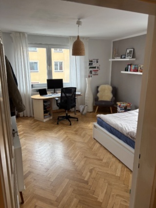 Anzeigenbild: Helles 20qm² Zimmer in 3er WG
