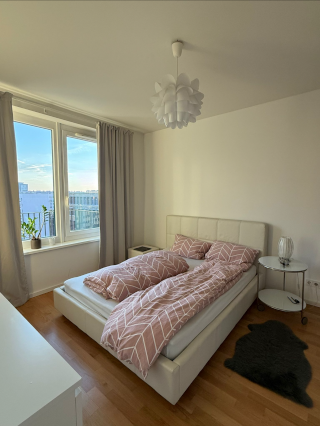 Long term Sublease Bright Modern 2 Room Flat MITTE Alexanderplatz Furnished Equipped — photo 1