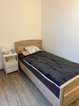 Anzeigenbild: WG Zimmer in 5er WG