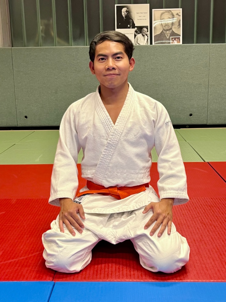 Anzeigenbild: 1-Zimmer Wohnung gesucht- ruhiger, respektvoller Mitbewohner mit festem Job