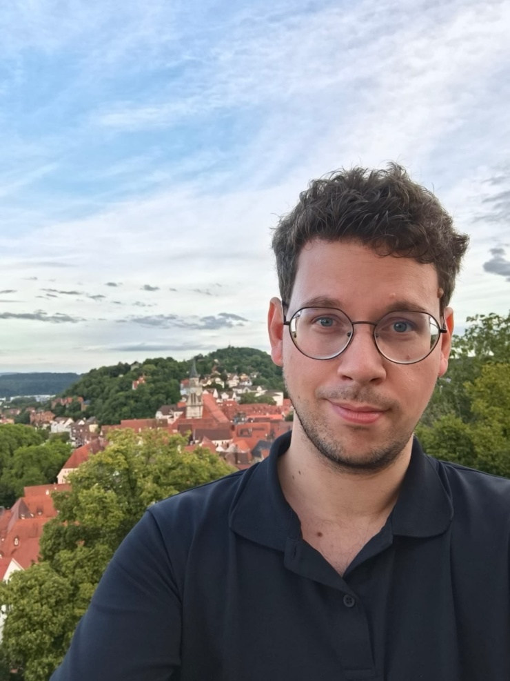 Ad image: New search in Ulm and new home