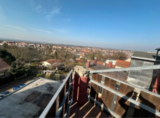 Ad image: Renovated 3.5 room apartment with beautiful views of Apolda