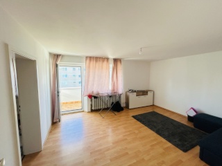 Ad image: 2 rooms apartment with balcony and separate kitchen
