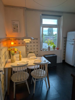 Imagen del anuncio: 01.01.-15.06.26 Schöne möblierte Altbauwohnung zur Zwischenmiete