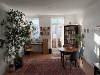 Zentrale, ruhige 2-Zimmer-Wohnung zur Zwischenmiete