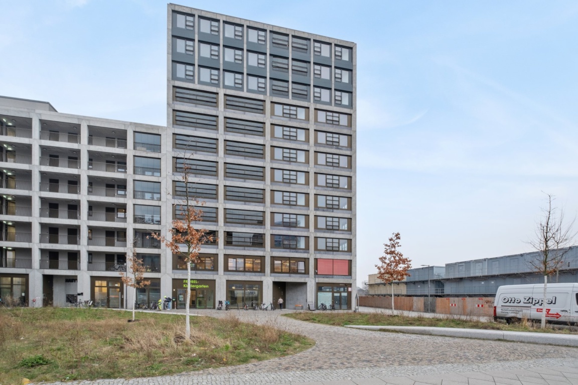 Own Your Style – Stylisches 1-Zimmer-Apartment mit Loggia im Herzen Berlins – Lisa-Fittko-Straße 11, 10557 Berlin – Vorschaubild 13