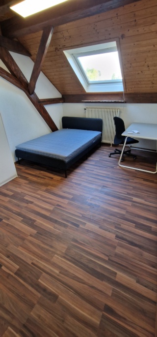 Anzeigenbild: DHBW: möbeliertes WG Zimmer in zentraler Lage *2min Stadtzentrum & 5min DHBW*