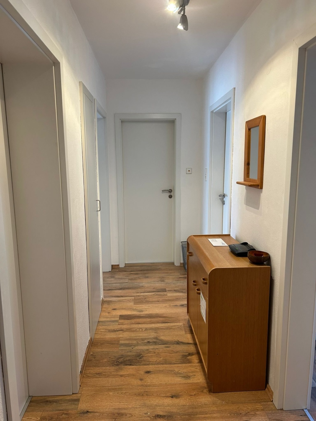 Habitación en WG Weingarten Nelkenweg 11 - Flur