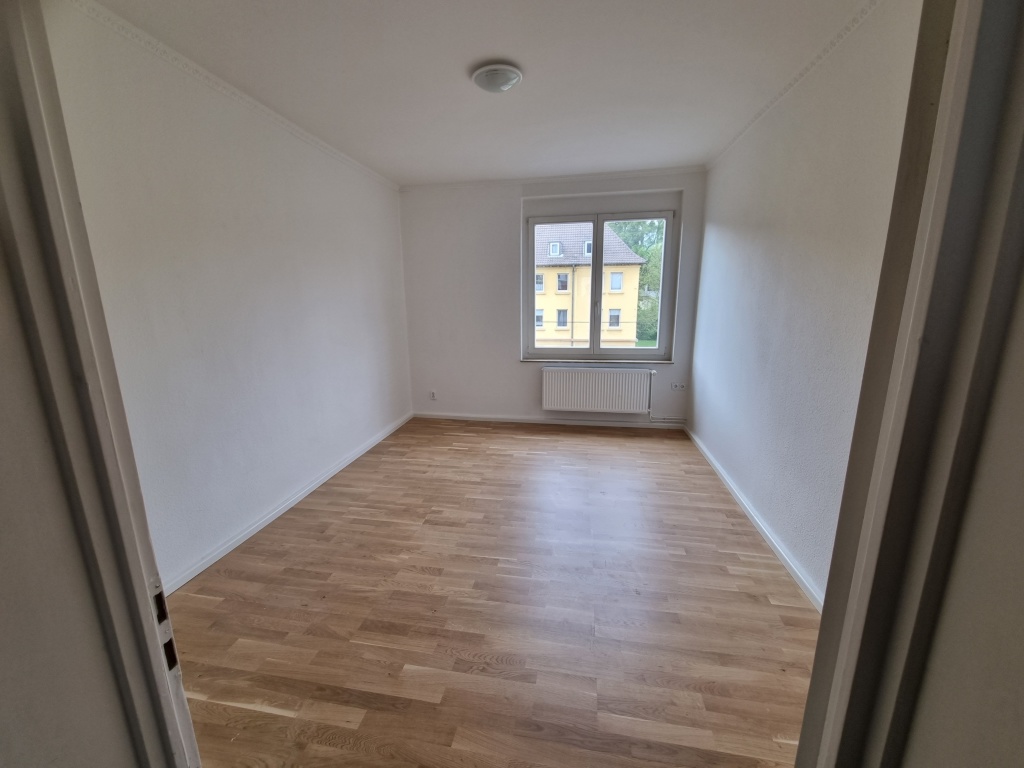Schöne 3 ZKB Studentenwohnungen, Top Ausstattung, mit EBK für 3er-WGs in der Südstadt, Platz für alle, direkt am Park – Frankfurter Straße 159, 34121 Kassel Kassel – Vorschaubild 6
