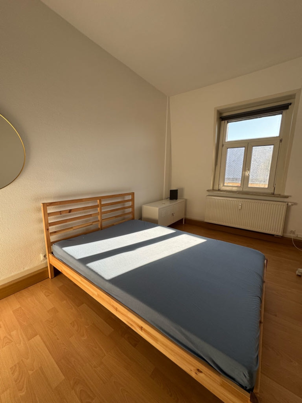 WG-Zimmer Bornheim Heidestraße 119 - Bett