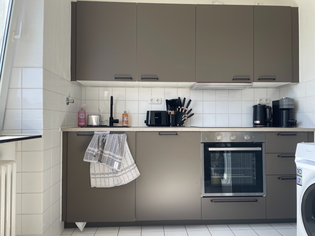 Gemütliches 1-Zimmer-Apartment am UKSH I Renoviert I Neu möbliert I Fahrstuhl I WLAN I All-Inkl – Waitzstraße 39, 24105 Kiel Brunswik – Vorschaubild 8