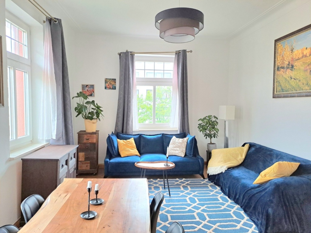 100 qm große, zentrale Altbauwohnung im October-November – 80634 München Neuhausen-Nymphenburg – Vorschaubild 3