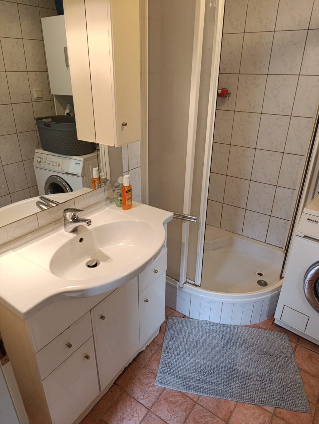Flatshare Liefering Laufenstraße - Badezimmer