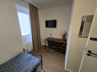 Imagen del anuncio: 1 WG- zimmer mit Gemeinschaftsbad und Küche zu vermieten