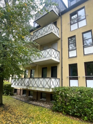 Anzeigenbild: Frisch saniertes 1-Zi.-Apartment mit Balkon & EBK – Uni-Nähe