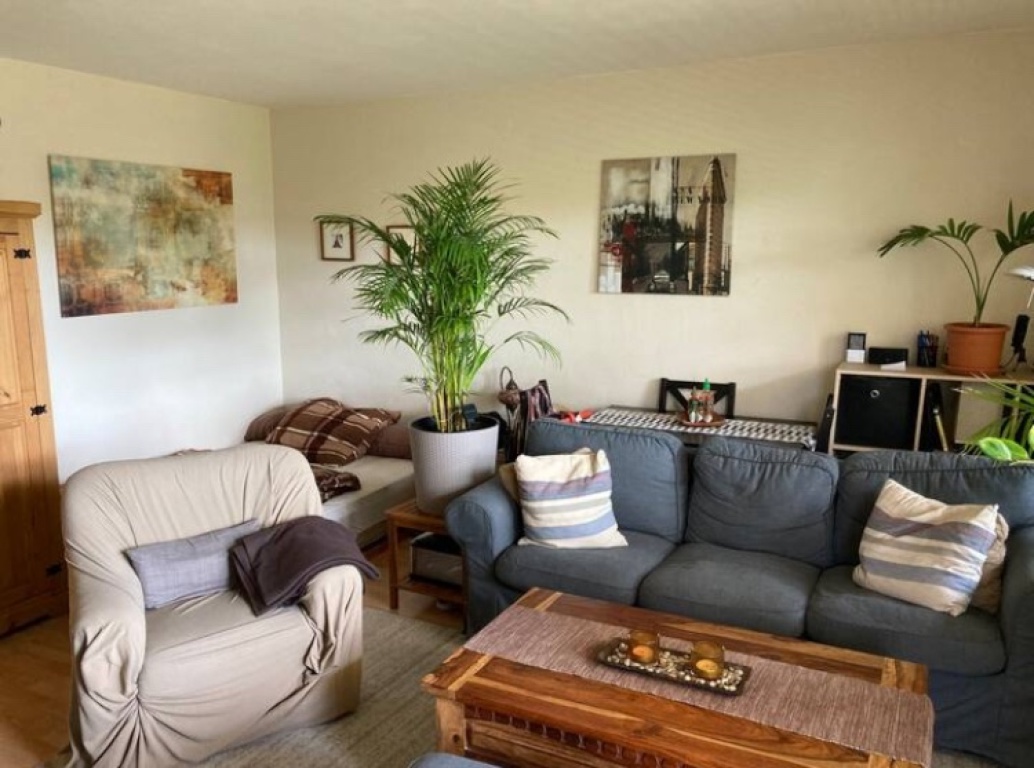 Untermiete - möblierte 1-Zimmer-Wohnung für 1 - 2 Monate am Mitte Dezember – 60433 Frankfurt am Main Eschersheim – Vorschaubild 3
