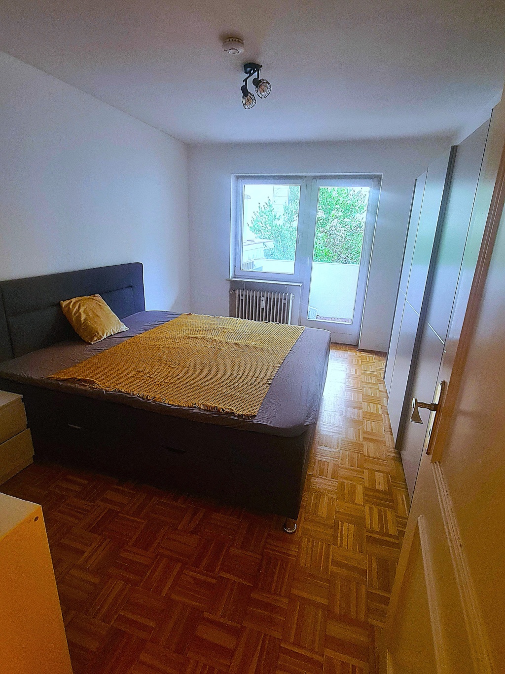 Zwischenmiete 01.12.26 - 31.01.27: Exklusives 2-Zimmer Apartment im Lehel, voll möbliert, TOP LAGE! Mietdauer flexibel nach Absprache möglich – Tattenbachstraße 12, 80538 München Altstadt-Lehel – Vorschaubild 3