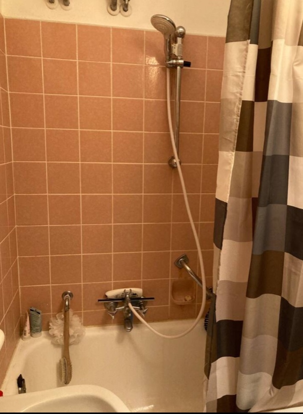 Untermiete - möblierte 1-Zimmer-Wohnung für 1 - 2 Monate am Mitte Dezember – 60433 Frankfurt am Main Eschersheim – Vorschaubild 9