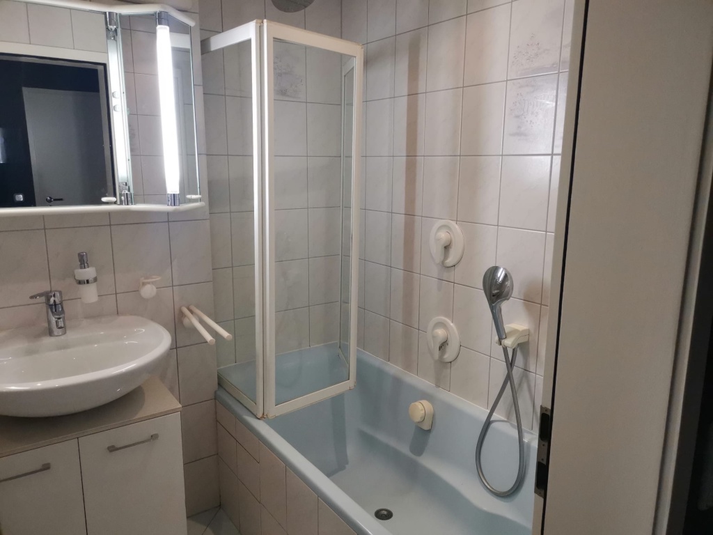 WG-Zimmer Obersendling Aidenbachstraße 115 - Bad