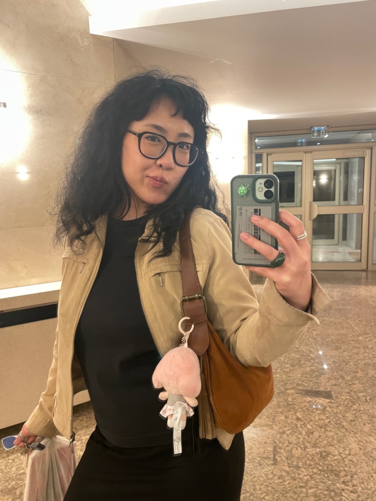 Anzeigenbild: Suche Studio oder WG Zimmer