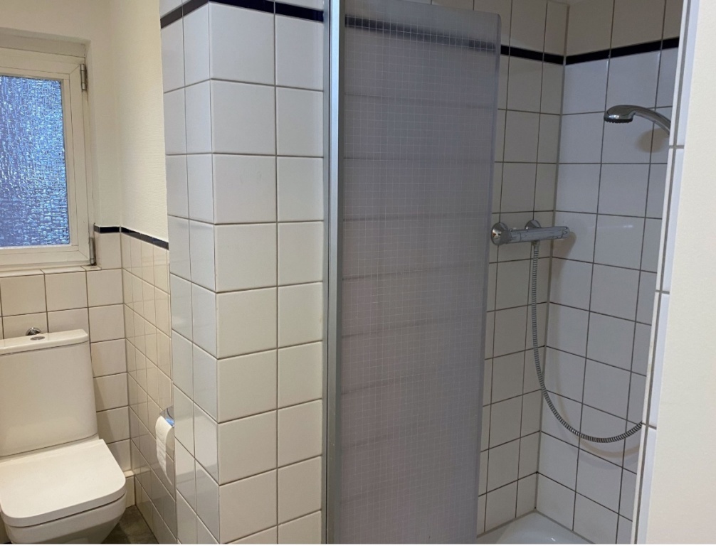 Wunderschöne 1Zimmet Wohnung in Altbau – 40549 Düsseldorf Heerdt – Vorschaubild 8