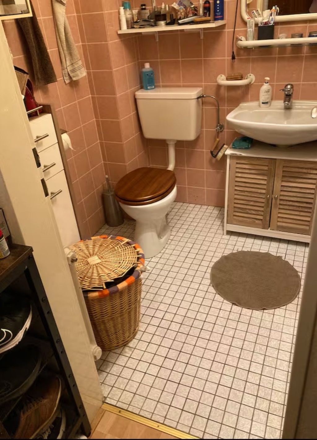 Untermiete - möblierte 1-Zimmer-Wohnung für 1 - 2 Monate am Mitte Dezember – 60433 Frankfurt am Main Eschersheim – Vorschaubild 8