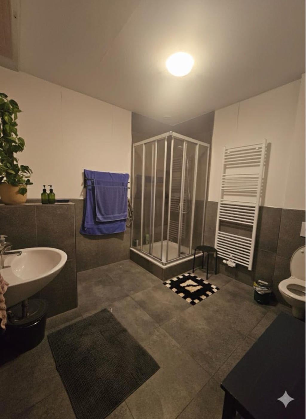 WG-Zimmer Elberfeld Arminiusstr. 10 - ein weiteres Badezimmer