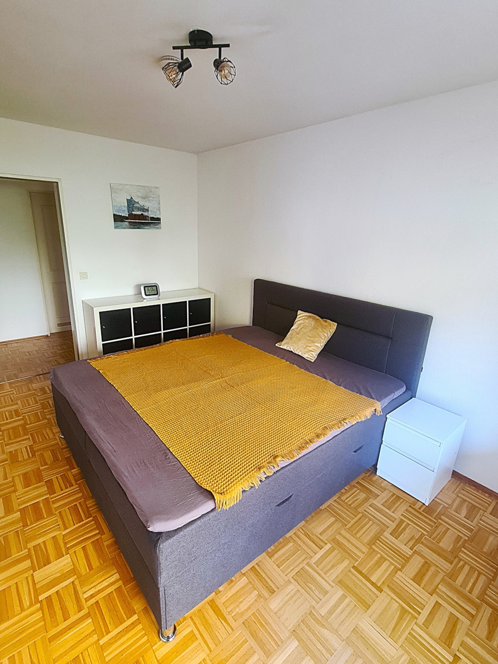 Zwischenmiete 01.12.26 - 31.01.27: Exklusives 2-Zimmer Apartment im Lehel, voll möbliert, TOP LAGE! Mietdauer flexibel nach Absprache möglich