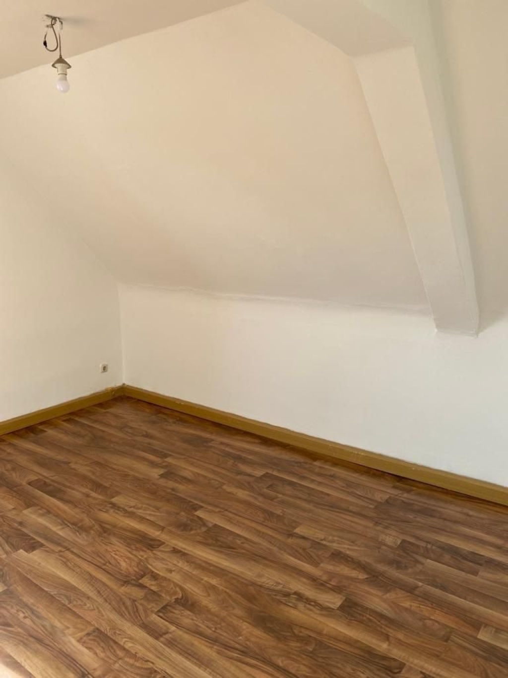 WG-Zimmer Erlangen Sankt Johann 9 - Bild 2