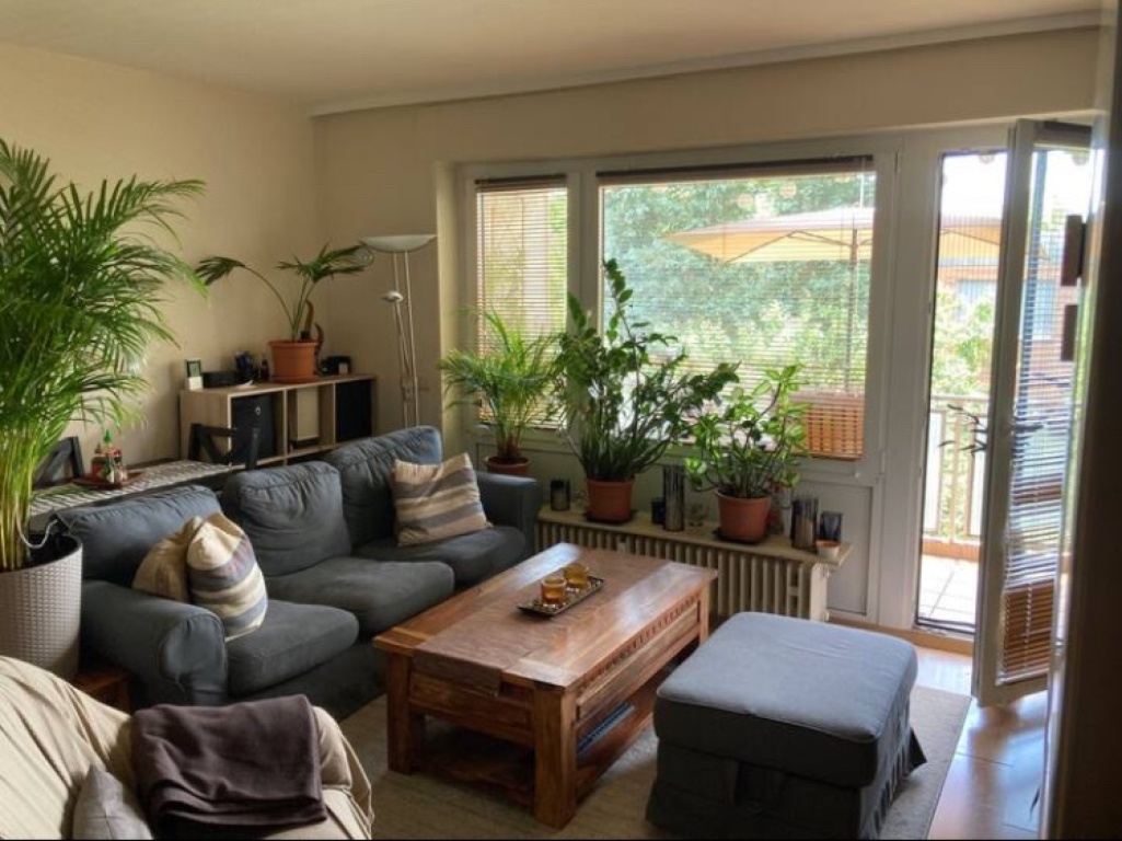 Untermiete - möblierte 1-Zimmer-Wohnung für 1 - 2 Monate am Mitte Dezember