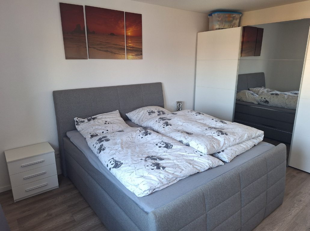 !! BEFRISTET !! Möblierte + voll ausgestattete 3-Zimmer-Wohnung (75 m2) zur Untermiete im Top-Stadtteil von Düsseldorf – ab sofort für 6 Monate – 40476 Düsseldorf Derendorf – Vorschaubild 2