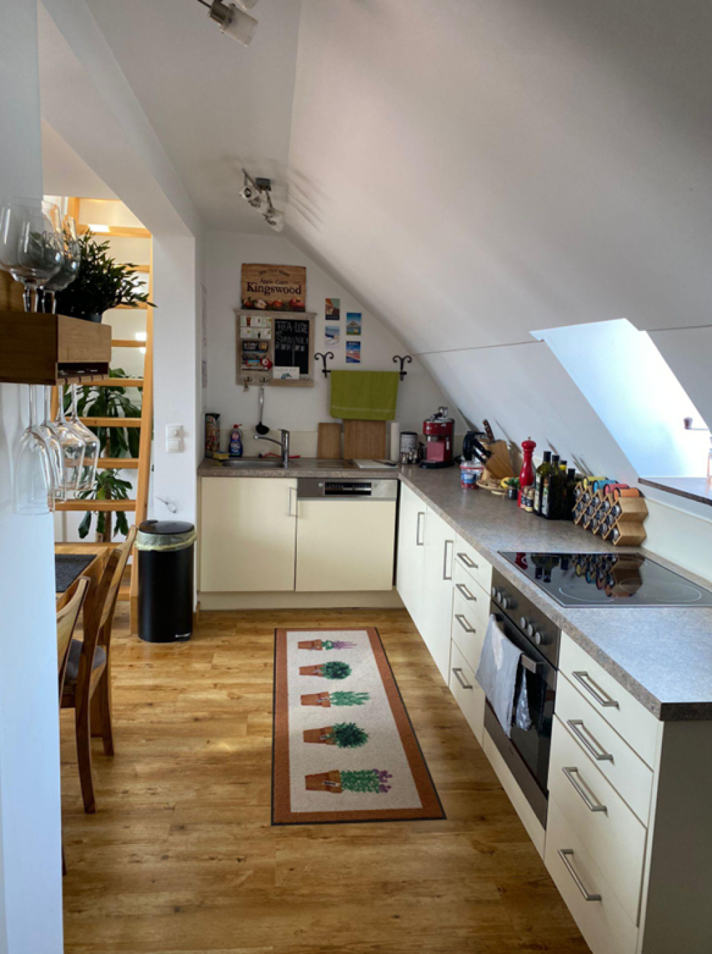 Helle Maisonettewohnung (3 Zimmer) mit Balkon – 97070 Würzburg Altstadt – Vorschaubild 3