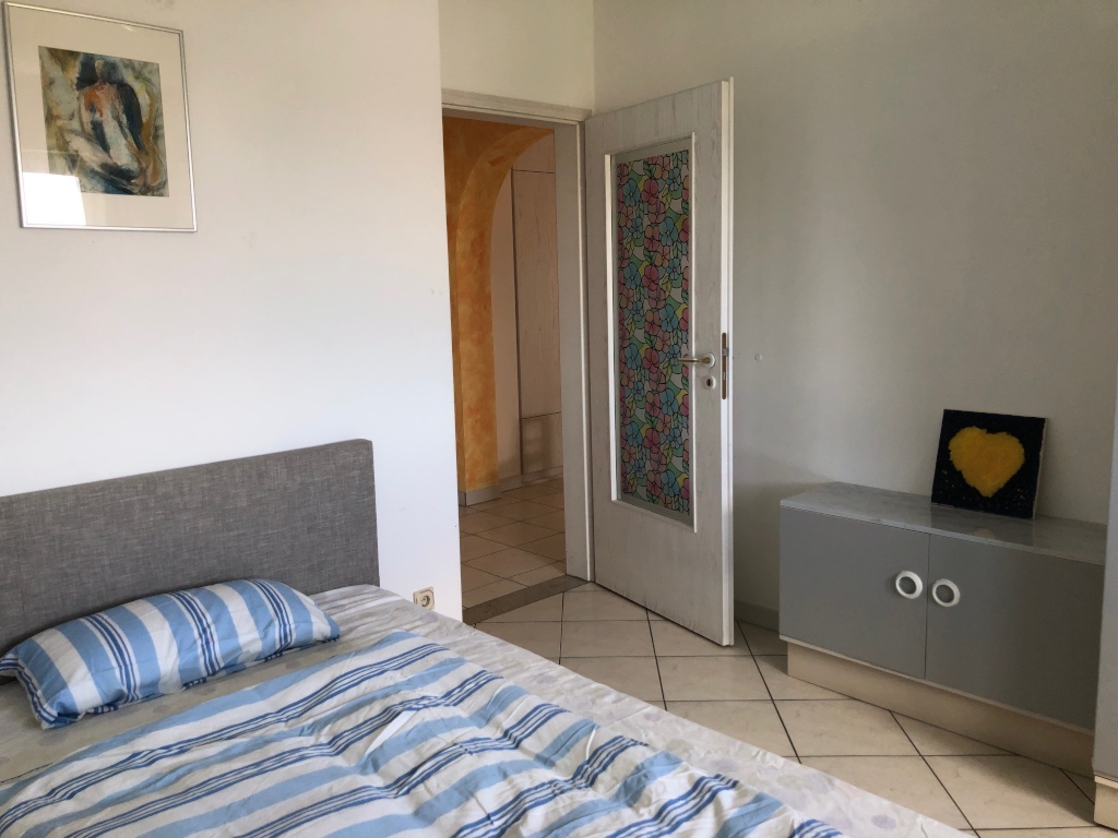 Habitación en WG Schwabach Kolpingstraße, 6 - Zimmer