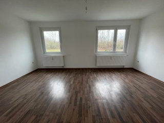 Ad image: Ruhige 55m² Wohnung im Grünen – Katharinenweg 18, Apolda