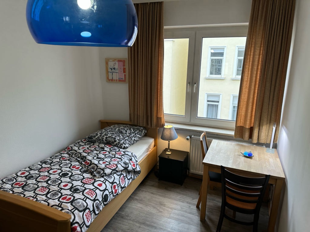 WG-Zimmer Nordend-West Mittelweg - room
