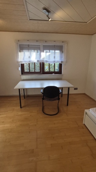 Anzeigenbild: ✨️Schönes WG-Zimmer Nähe Universität zu vermieten - Ab 01. Januar 2026✨️