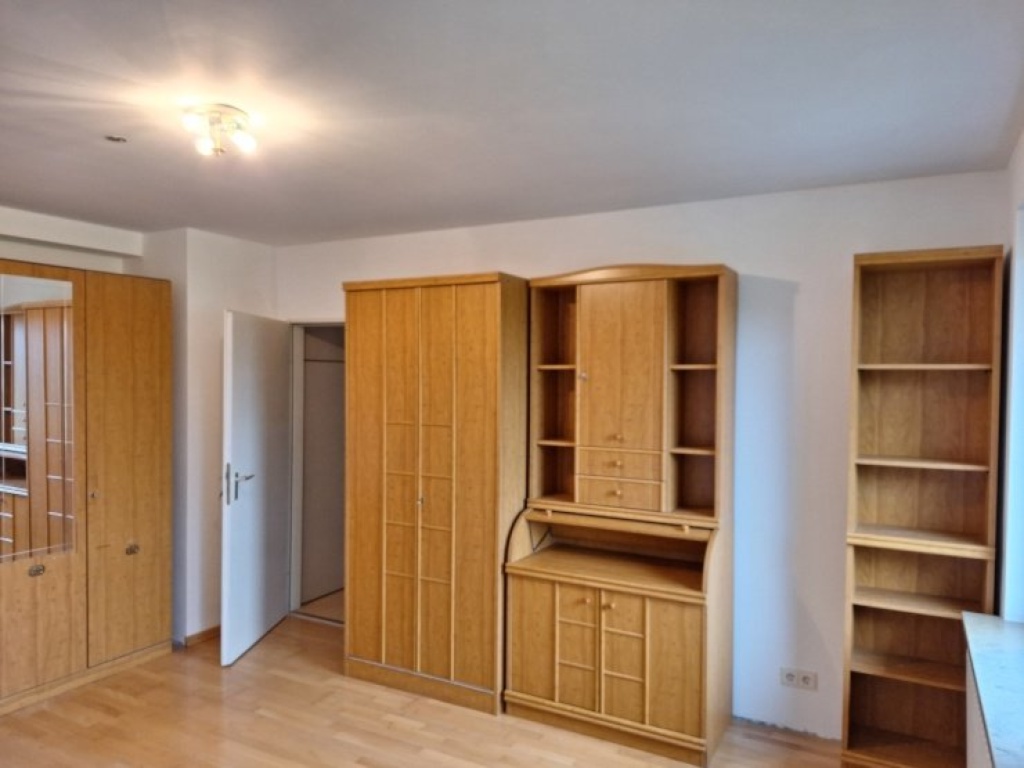 3 WG Zimmer zu vermieten im Haus mit Garten – Posener Str., 81829 München Bogenhausen – Vorschaubild 5