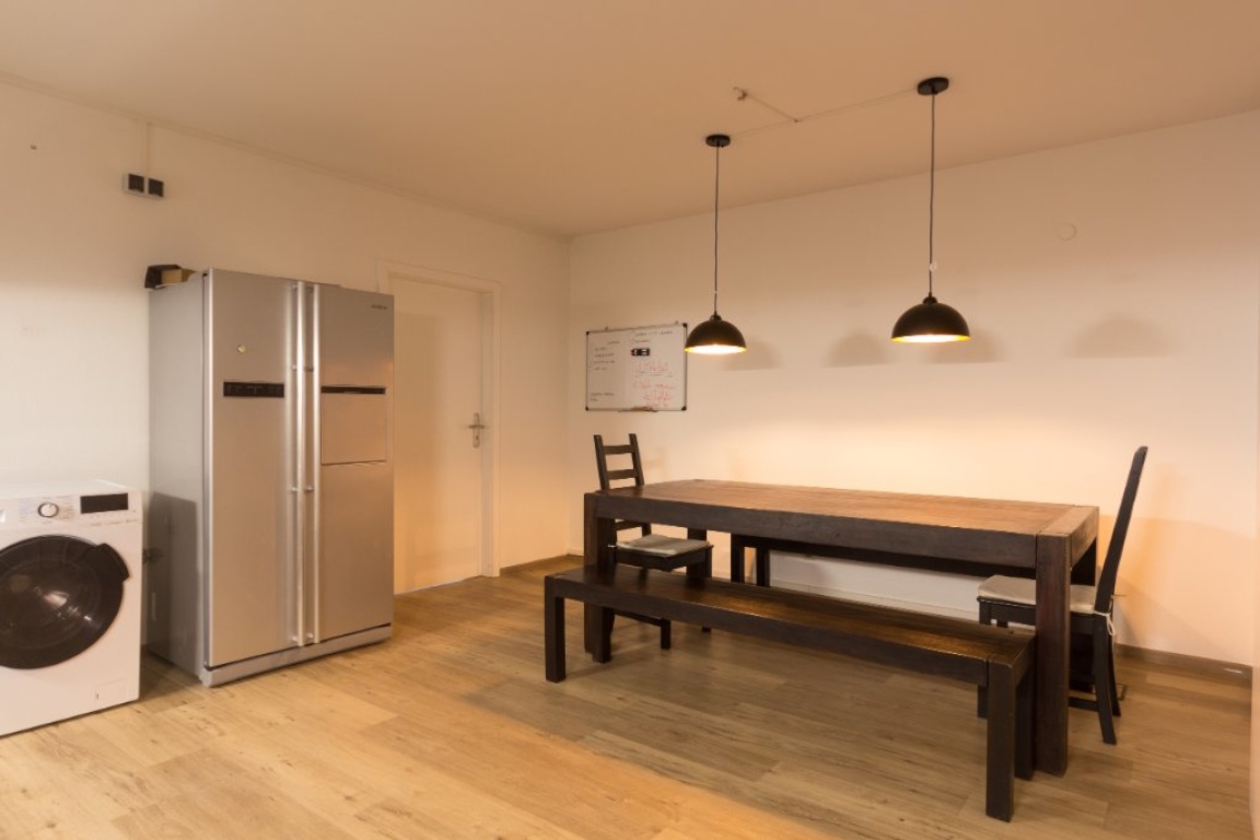 WG-Zimmer Innenstadt Q4 8 - Küche 2