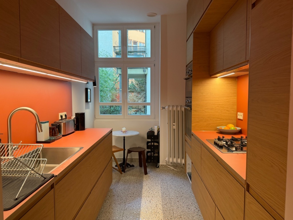 SUBLET Fully furnished Altbau apartment in Wilmersdorf (Starting DEC 25) – Gasteiner Straße 13, 10717 Berlin Charlottenburg-Wilmersdorf – Vorschaubild 2