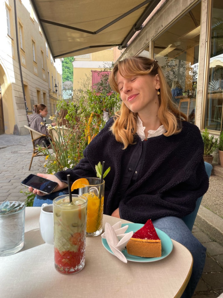 Anzeigenbild: Zimmer für Volontarin gesucht :)